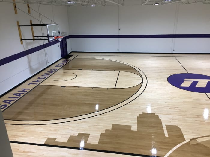 isaiah thomas basketball court